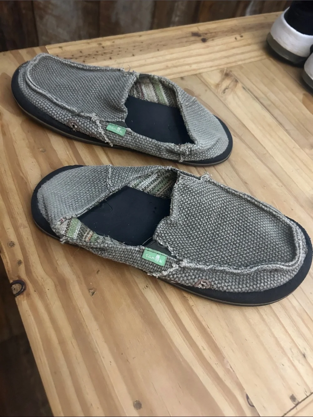 Casual Slip-On Canvas Shoes in Beige